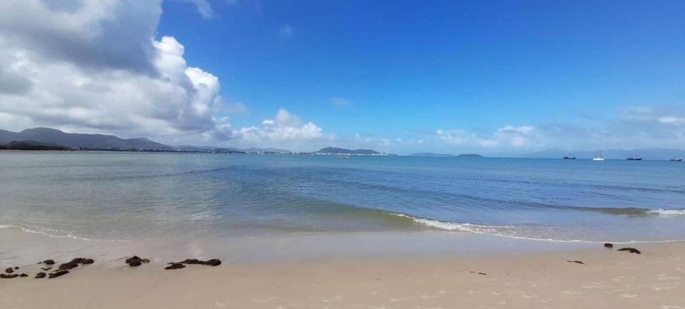 Casa Com 2 Quartos, Para 6 Pessoas Em Ponta Das Canas Florianópolis 외부 사진